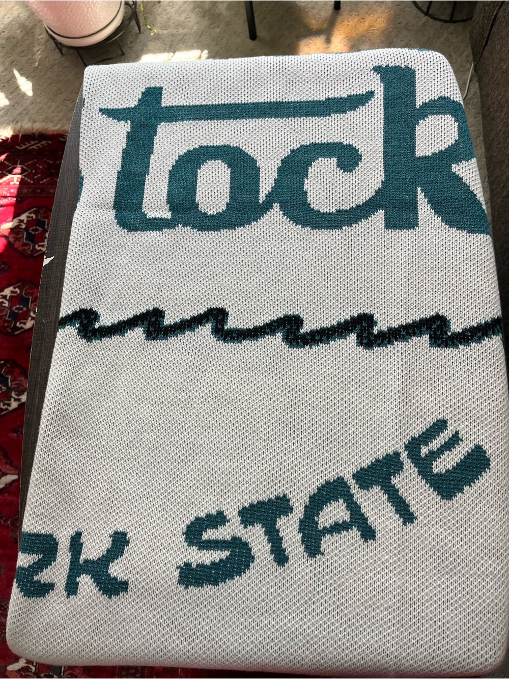 Upstate Stock Fireside Blanket, Lure, NWOT - Picture 6 of 6